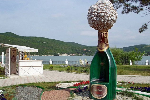 Фото экскурсии - Винная палитра: знакомство с марками Шато Пино и Абрау-Дюрсо - 5