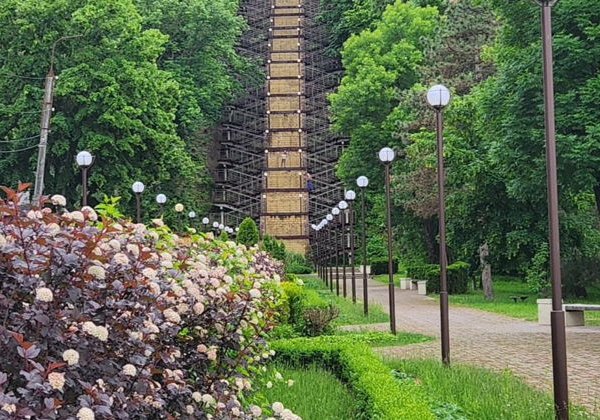 В Гуамское ущелье через столицу Адыгеи - фото 1