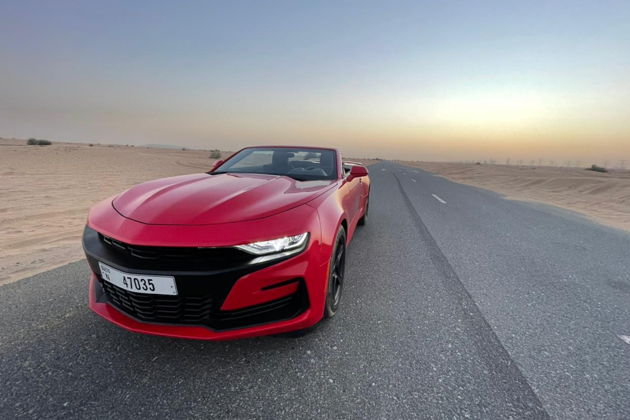 Фото экскурсии - Индивидуальная поездка на Chevrolet Camaro с открытым верхом по Дубаю - 12