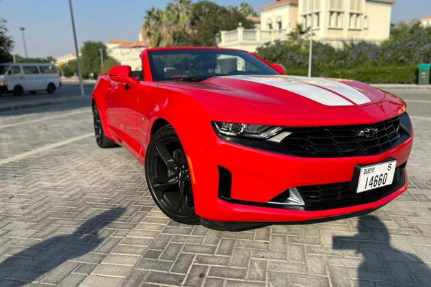 Фото экскурсии - Индивидуальная поездка на Chevrolet Camaro с открытым верхом по Дубаю - 7