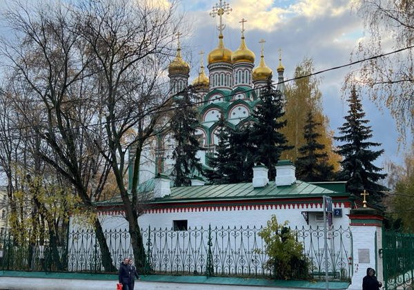 «Красная Роза» — городской квест в Хамовниках (с ведущим) - фото 1
