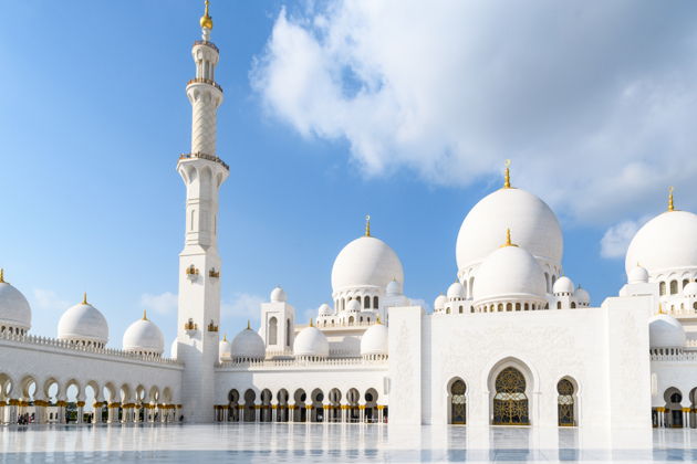 Фото экскурсии - Абу-Даби — город миллиардеров
🚙 VIP-джип премиум-класса
👥 До 7 гостей - 5