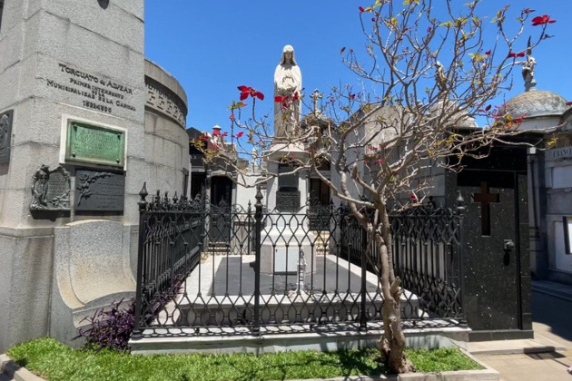 Фото - экскурсия: Прогулка по Буэнос-Айресу: знаменитое кладбище Реколета и его Город Мертвых