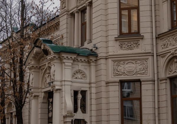 ЗаАрбатье: необычным маршрутом по переулкам Арбата и Пречистенки - фото 3