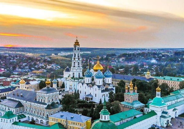 Духовный центр России: экскурсия по Троице-Сергиевой Лавре - фото 3