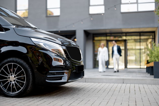 Фото экскурсии - Роскошный трансфер из аэропорта на автомобиле Maybach с водителем говорящим по-русски - 6