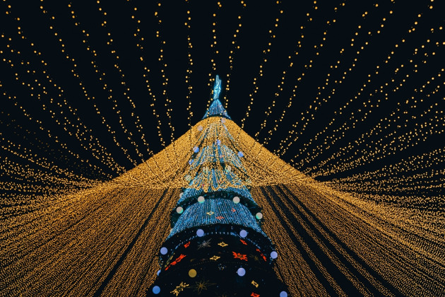 Фото - экскурсия: Почувствуй волшебство новогодней Казани и загадай желание под праздничной елкой