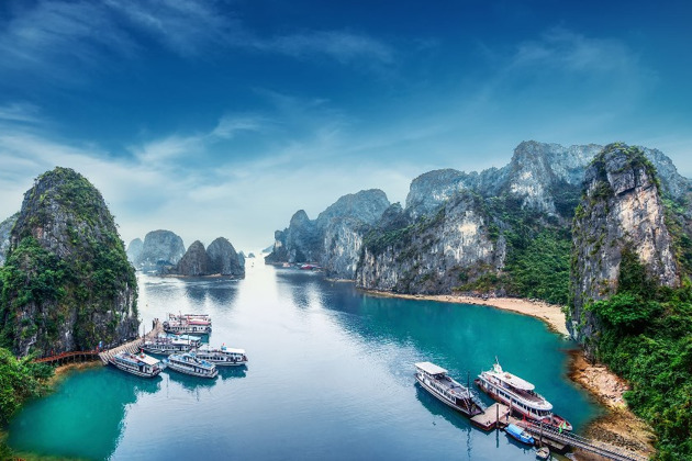 Фото - экскурсия: Отправляйтесь в двухдневное путешествие по Ханою с обзорной прогулкой и визитом в красивейшую бухту Халонг