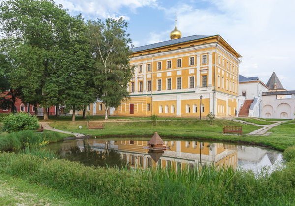 Ростов Великий — жемчужина древности: индивидуальная обзорная экскурсия - фото 2