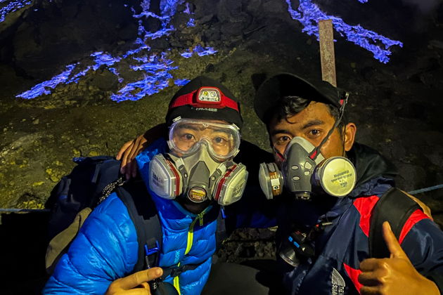 Фото экскурсии - Подъем к бирюзовому озеру вулкана Иджен в небольшой группе - 15