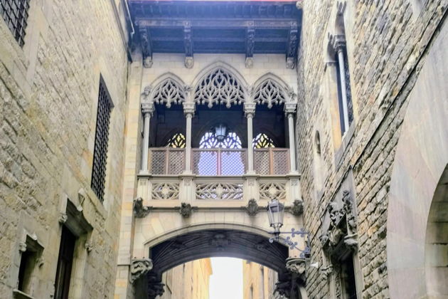 Фото экскурсии - Авторская прогулка по трем старинным кварталам Барселоны и их секреты - 5