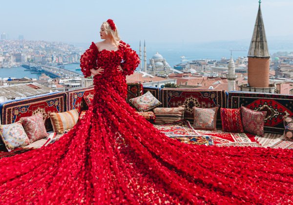 Стамбульская фотосессия на крыше с чайками