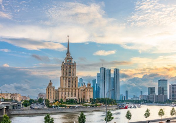 Индивидуальная автомобильная экскурсия по Москве