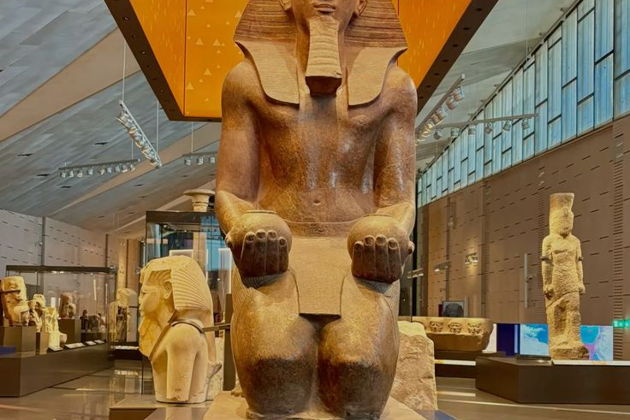 Фото экскурсии - Экскурсия в Каир из Шарм-эль-Шейха с посещением нового музея, пирамид и Сфинкса в мини-группе - 4