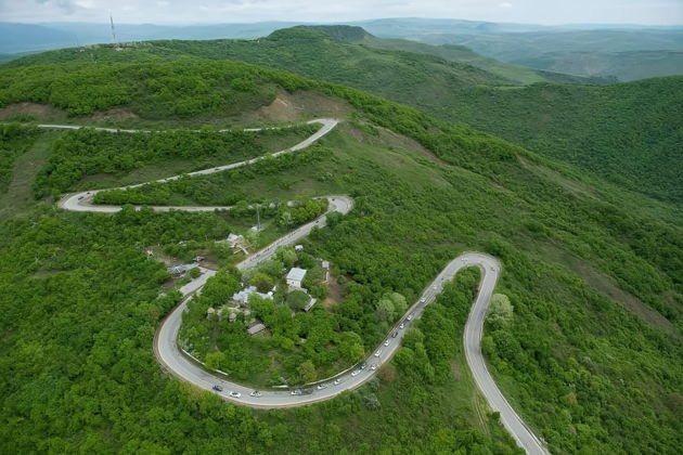 Фото экскурсии - Путешествие к гранатовым садам Гейчая: вулканы, святыни Шемахи и перевал Агсу - 9