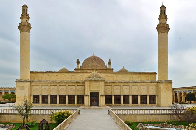 Фото экскурсии - Путешествие к гранатовым садам Гейчая: вулканы, святыни Шемахи и перевал Агсу - 14