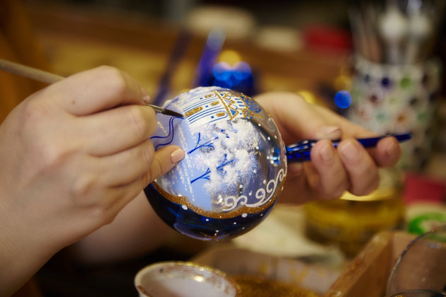 Фото - экскурсия: Мастерская ёлочной игрушки в Клину с мастер-классом — «В гостях у Елочки»