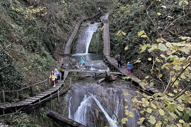 Фото экскурсии - 33 водопада и гостеприимное застолье в горах Кавказа - 7