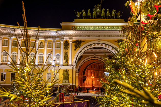 Фото - экскурсия: Волшебное новогоднее путешествие по Петербургу в маленькой группе до десяти человек