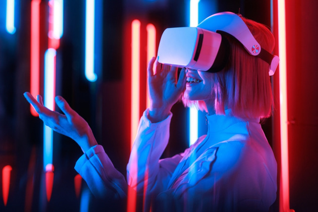 Фото - экскурсия: Погружение в виртуальные миры: выставки в VR