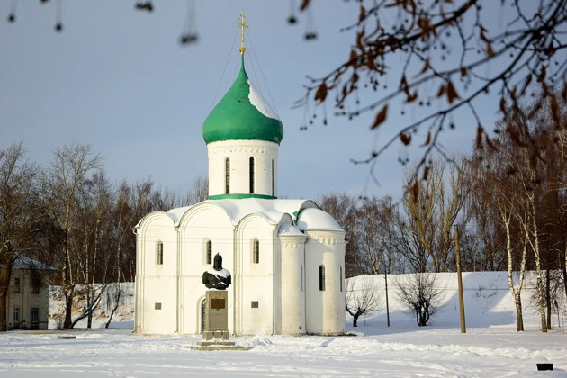 Фото - экскурсия: Прогулка по Переславлю-Залесскому от старинных укреплений до знаменитой лодки Петра
