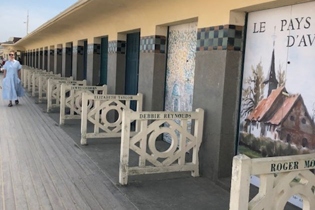 Фото экскурсии - Нормандия за один день: Руан, Довиль, Этрета и рыбный рынок с пикником - 7