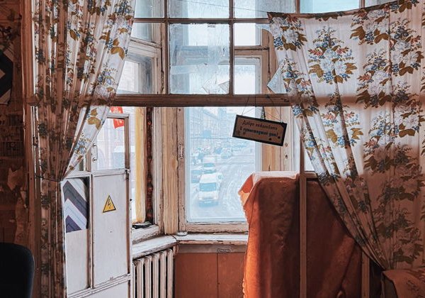 По трём коммунальным квартирам Петербурга - фото 3