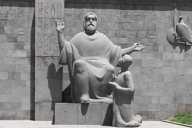 Фото - экскурсия: Обзорная экскурсия по Еревану от крепости Эребуни до мемориала Цицернакаберд и музея Матенадаран