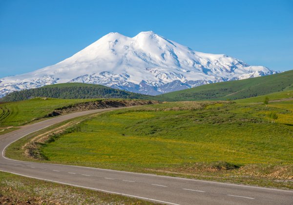 Эльбрус и озеро Гижгит за один день из Пятигорска
