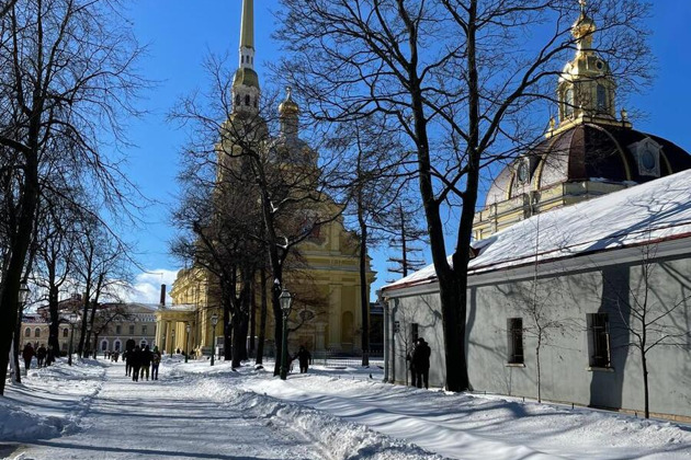 Прогулка по Петропавловской крепости в Санкт-Петербурге