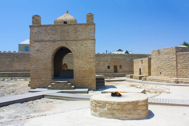 Фото экскурсии - Гобустанские древности и огненные чудеса Апшерона с двумя бонусными турами - 5