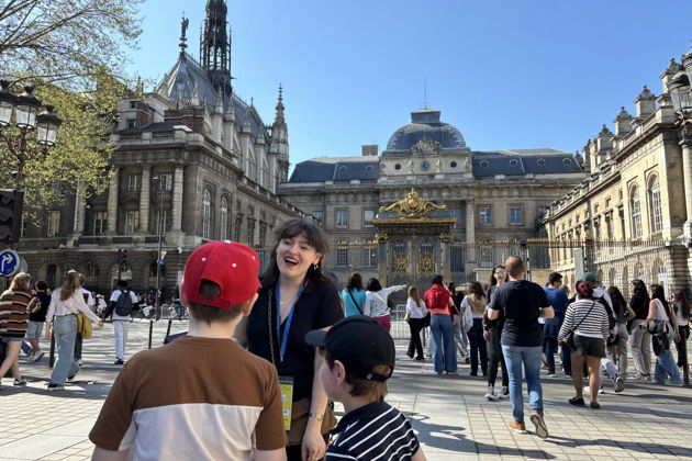 Фото экскурсии - Загадки Нотр-Дама и клады острова Сите: приключенческий квест для ребят от 5 до 12 лет - 1