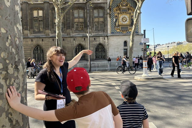 Фото экскурсии - Загадки Нотр-Дама и клады острова Сите: приключенческий квест для ребят от 5 до 12 лет - 4