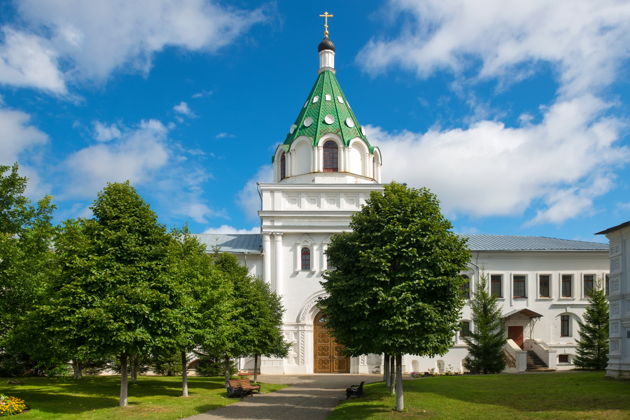 Фото экскурсии - Прогулка по Сусанинской площади и Торговым рядам Костромы с историей династии Романовых - 6
