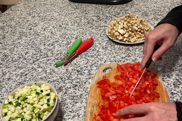 Фото экскурсии - Французский вечер: готовим улиток и пробуем бургундское вино - 3