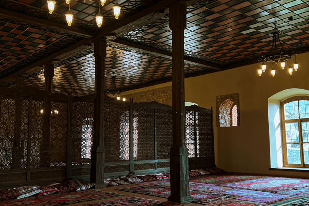 Фото экскурсии - Шеки славится своими караван-сараями и великолепными дворцами ханов - 5