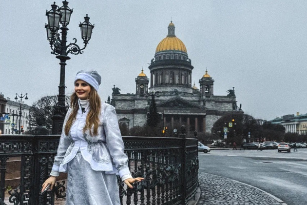 Фото - экскурсия: Прогулка с внучкой Деда Мороза по зимнему Петербургу