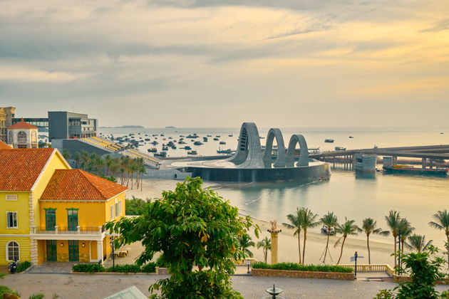 Фото экскурсии - Вечерняя прогулка по Сансет-Тауну с мостом Поцелуев и ночным рынком в лучах заката - 5