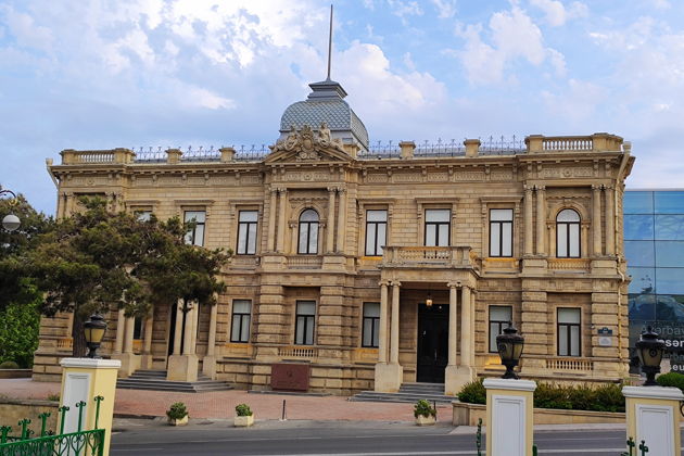 Фото экскурсии - Баку в свете дня и ночи от древнего Ичеришехера до сияния Нагорного парка - 3