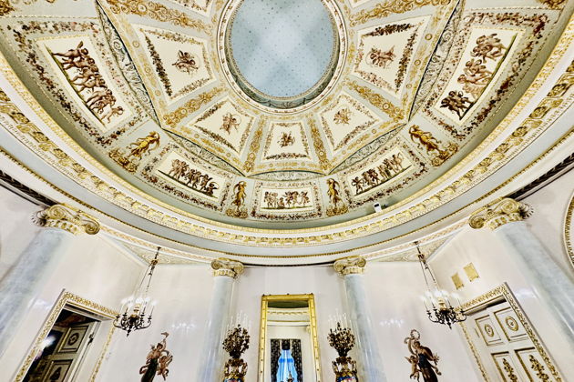 Фото экскурсии - Юсуповский дворец скрывает истинную роскошь за скромным внешним видом - 11