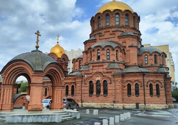 Новосибирск: прогулка по главной улице города - фото 2