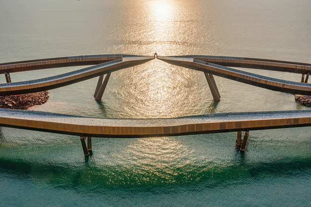 Фото - экскурсия: Вечерняя прогулка по Сансет-Таун и шоу Поцелуй моря с фейерверком