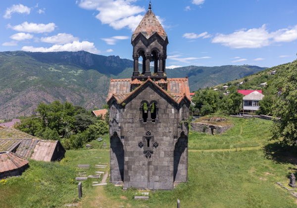 Монастыри в сердце гор — духовная Армения из Тбилиси - фото 3