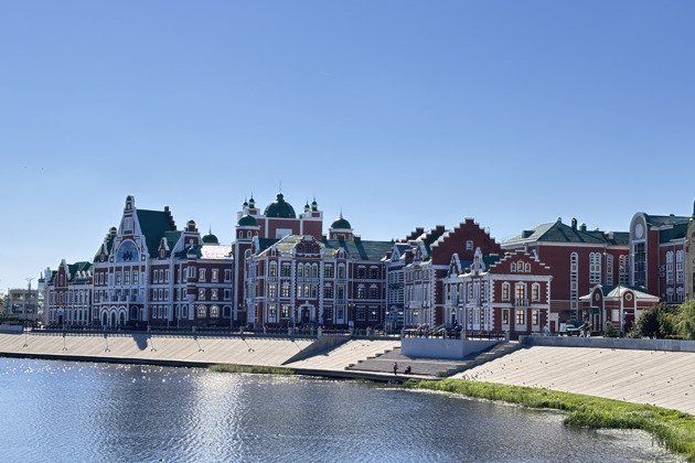 Фото - экскурсия: Йошкар-Ола раскрывает свои красные грани