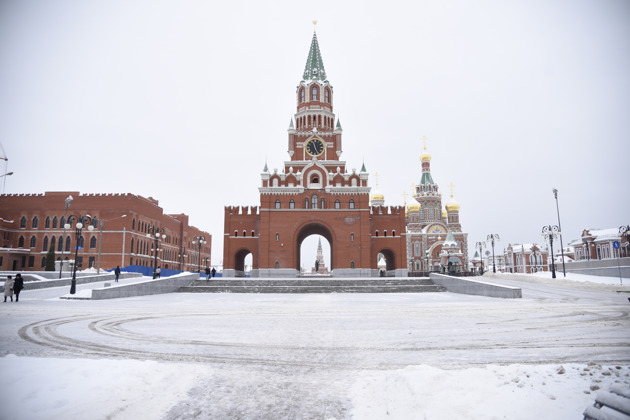 Фото - экскурсия: Йошкар-Ола раскрывает свои красные грани