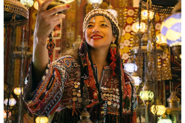 Фото - экскурсия: Традиционная ковровая мастерская в Каппадокии и фотосессия в летящих платьях