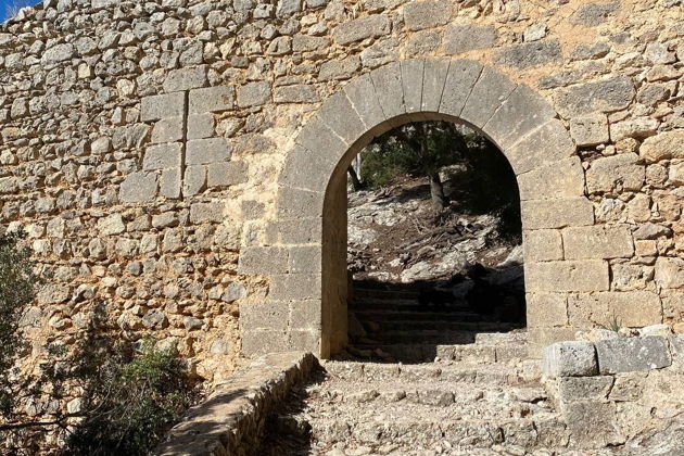 Фото экскурсии - Прогулка по следам рыцарей к крепости Аларо - 2