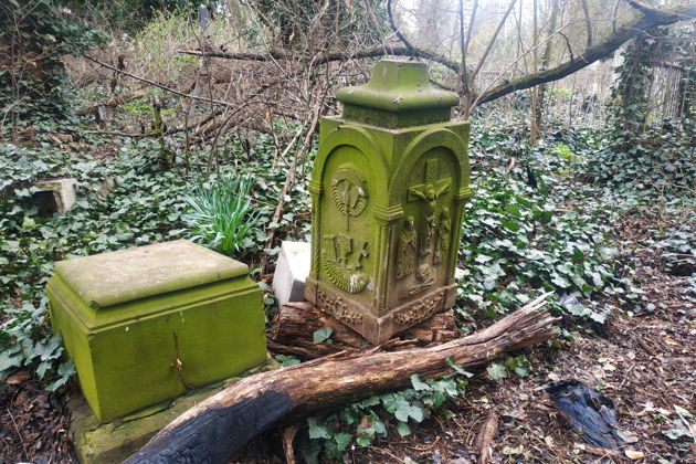 Фото экскурсии - Археология памяти на Всесвятском кладбище Краснодара - 3