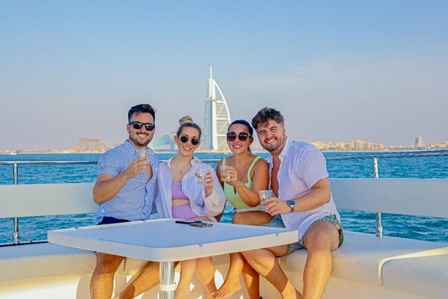 Фото экскурсии - Эксклюзивная морская прогулка на шикарной яхте в Дубае - 6