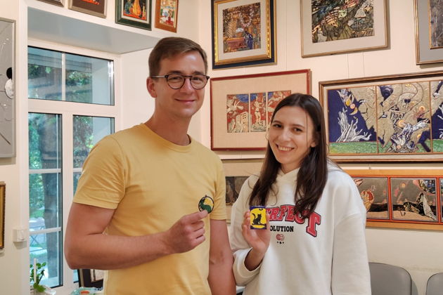 Фото экскурсии - Мастер-класс по созданию расписных кулонов в разных формах - 8